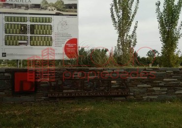 LOTE EN DORADELA DE CALLE MUÑIZ DE LAS HIGUERAS